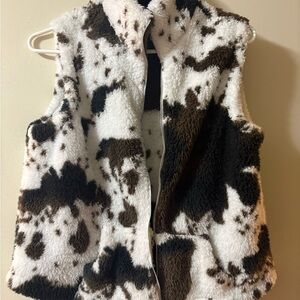 Faux-Sherpa Cow Print Vest - Brown & White